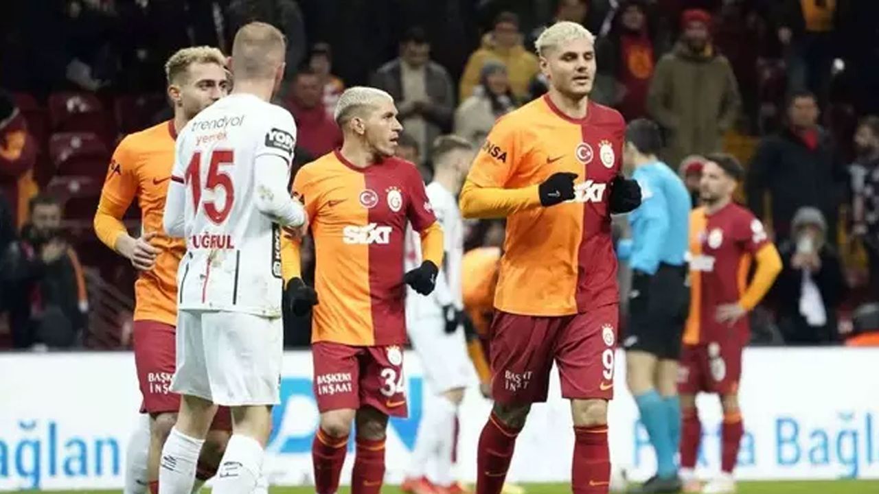 Cim Bom rekor kırdı... Galatasaray geriden gelerek kazandı!