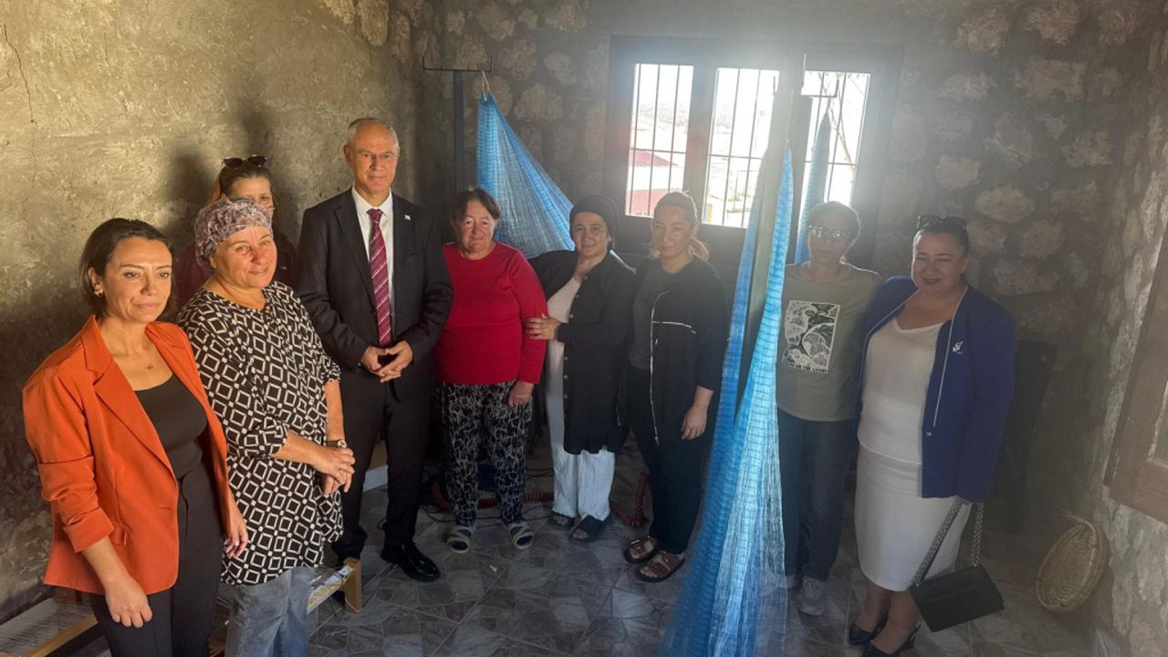 Hasipoğlu, Tepebaşı’nda kursları ziyaret etti