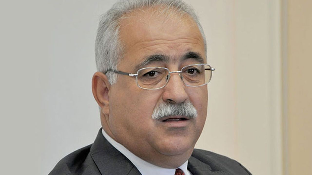 İzcan: Seçim sonucu Kıbrıs Türkü'nün federasyon iradesini açıkça ortaya koydu