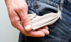 Rum basını yazdı: Kıbrıslı Rumların yüzde 14.9'u fakirlik tehlikesinde