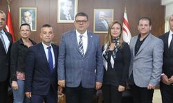 Maliye Bakanı Berova, BAY-SEN heyetiyle görüştü
