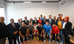 Milli Olimpiyat Komitesi, Türkiye Gençlik ve Spor Bakanı Bak’tan destek istedi