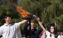 19 Mayıs kutlamaları “Gençlik Meşalesi”nin yakılmasıyla başladı