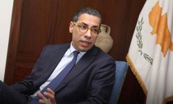 Kombos Breit Bart News'e Trump için “küresel düzenin düzenleyicisi” dedi