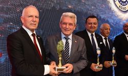 Töre’ye, İstanbul’da “Mutlu Barış Harekâtı'nın 50. Yılı Onur Ödülü“
