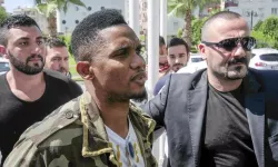 Samuel Eto'o futboldan men edildi