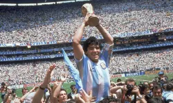 Efsane futbolcu Maradona'nın ölümünde 'ihmalkarlık' iddiası: Sağlık ekibi 'cinayet' suçlamasıyla yargılanıyor