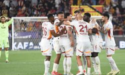 Galatasaray ikinci yarı açıldı