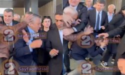 Özgür Özel'e AKM çıkışında fiziksel saldırı
