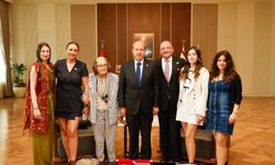 Tatar, Yazar Gülten Dayıoğlu’nu kabul etti