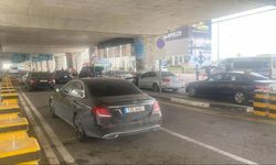 Ercan Havalimanı’nda taksicilerin işgali devam ediyor