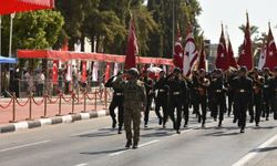 30 Ağustos Zafer Bayramı dolayısıyla resmigeçit töreni düzenlendi