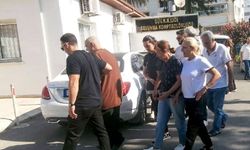 Casuslukla suçlanan 5 Kıbrıslı Rum 13 gün cezaevinde kalacak