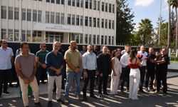 Kamuda yetkili beş sendika Başbakanlık’a siyah çelenk bıraktı