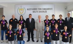Berova, dünya şampiyonu taekwondocuları kabul etti