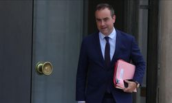 Macron, Sebastien Lecornu'yu yeni başbakan olarak atadı