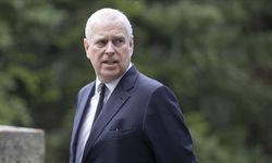 İngiltere Kralı Charles, kardeşi Prens Andrew'un ünvanlarını geri aldı