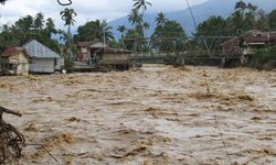 Endonezya'da sel felaketi... Ölü sayısı 248’e yükseldi
