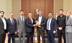 Cumhurbaşkanı Erhürman Satranç Federasyonu Heyetini Kabul Etti