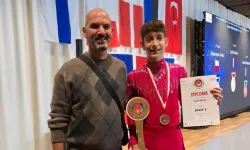 Karel Biran, Salsa Solo Junior 2 kategorisinde dünya şampiyonu oldu