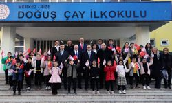 Meclis Başkanı Öztürkler, Rize’de Doğuş Çay İlkokulu’nu ziyaret etti