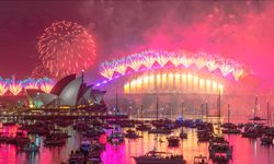 Dünya yeni yılı karşılıyor