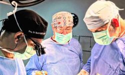 Yeni Yıla Hayatla Girildi: İki Günde İki Böbrek Nakli