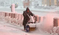 ABD'nin doğu kıyıları dondu, 600 bin kişi elektriksiz kaldı!