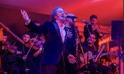 Fettah Can’dan Sevgililer Günü’ne romantik imza