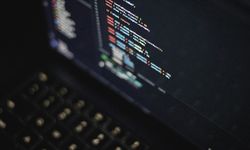 AB Komisyonun mobil altyapısına siber saldırı düzenlendi