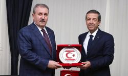 Dışişleri Bakanı Ertuğruloğlu, BBP Genel Başkanı Destici’yi kabul etti