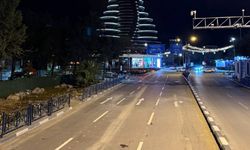 Rauf Raif Denktaş Meydanı’nda yol 3 şeride çıkarıldı