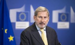 AB'nin Kıbrıs Özel Temsilcisi Johannes Hahn görevinden istifa etti