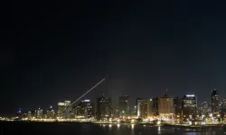 İran’dan yeni füze saldırısı!