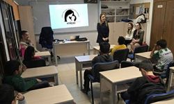 Uzmanlar çocukların ve ergenlerin beslenmesiyle ilgili eğitim verdi