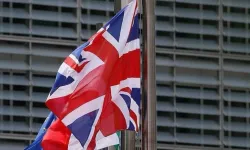 İngiltere, ABD’nin İran’daki hedeflerine yönelik üs kullanımını doğruladı