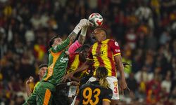 Galatasaray'dan İzmir'de kritik 3 puan: Zirvede fark 4'e çıktı