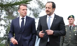 Macron Güney Kıbrıs’ta