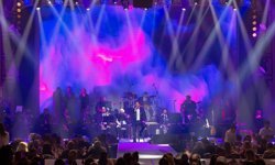 Mahsun Kırmızıgül’den, Merit Royal Diamond’da müzik ziyafeti