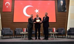 Amcaoğlu: Kıbrıs Türk halkı Türkiye Cumhuriyeti ile omuz omuza