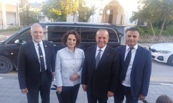 Ataoğlu, usta sanatçı Hülya Koçyiğit ile bir araya geldi