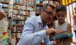 Erhürman’dan Dünya Çocuk Günü’nde “kitap” çağrısı