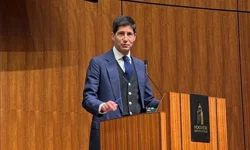 ABD Senatosu Fed başkanlığı için Kevin Warsh'u onayladı