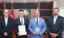 Değirmenlik Akıncılar Belediyesi ile Kuzey Kıbrıs Turkcell dijital dönüşüm protokolü imzaladı