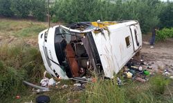 Isparta'da tur otobüsü devrildi: 4 ölü