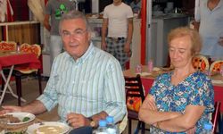 Deniz Baykal'ın eşi Olcay Baykal yaşamını yitirdi
