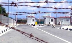 Derinya Sınır Kapısı’nda geçişler durduruldu