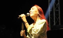 18. Girne Ozanköy Pekmez Festivali'nde bu gece Sinan Güzen konseri var