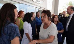 Zerrin Üstel, Fizik Tedavi ve Rehabilitasyon Merkezi’ni ziyaret etti