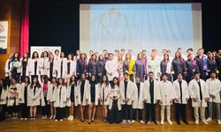 DAÜ Dr. Fazıl Küçük Tıp Fakültesi’nde akademik yıl açılış ve beyaz önlük töreni yapıldı